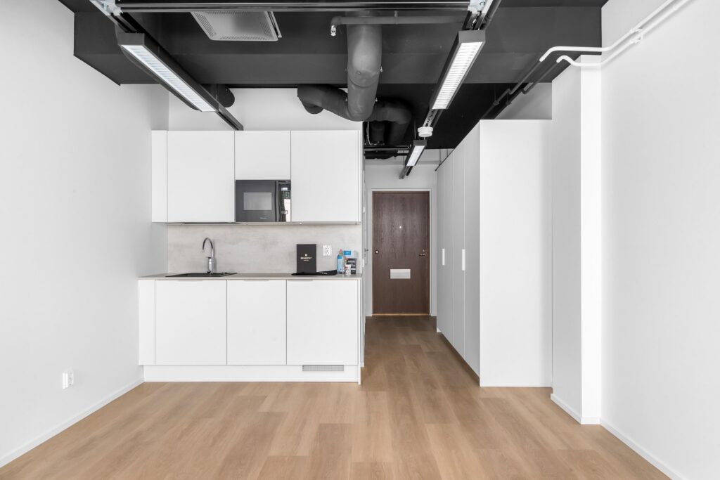 Hietalahdenranta 13 L 4, 00180 Helsinki (30,5 m2)