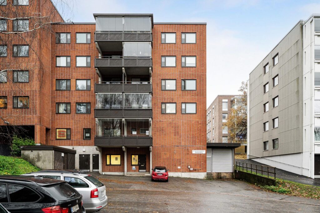Ounasvaarankuja 1, 00970 Helsinki (325,5 m2)
